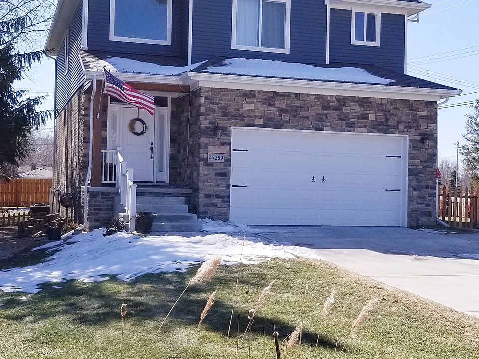 1st image of 47289 Sierra Dr