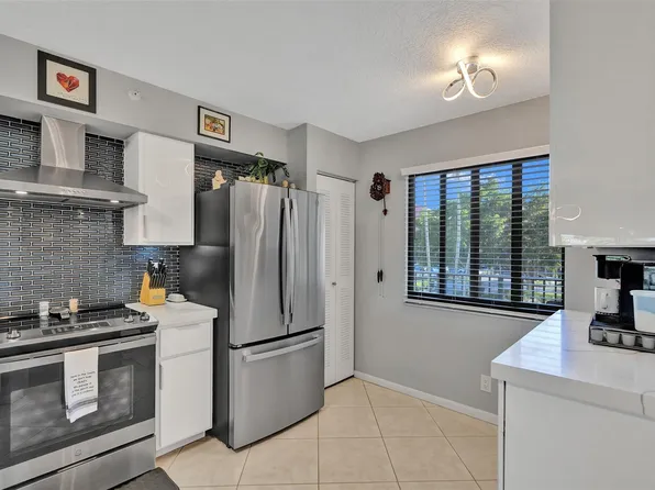 2205 S Cypress Bend Drive #301, Pompano Beach, FL 33069