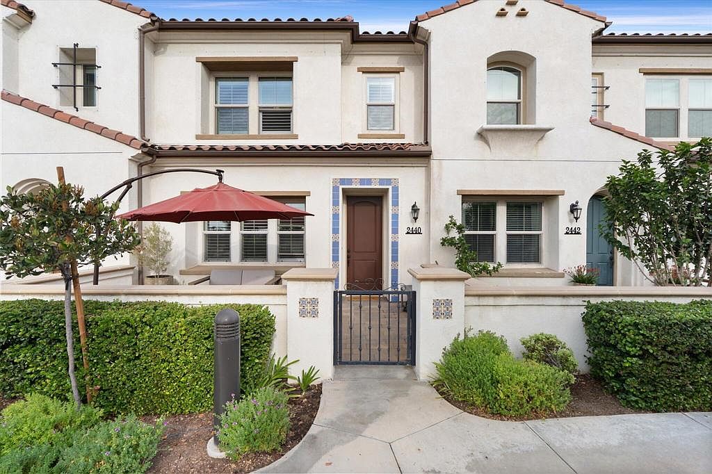 2440 Sanabria Ln