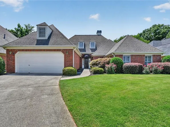 12610 Oxfordshire Ct, Johns Creek, GA 30005