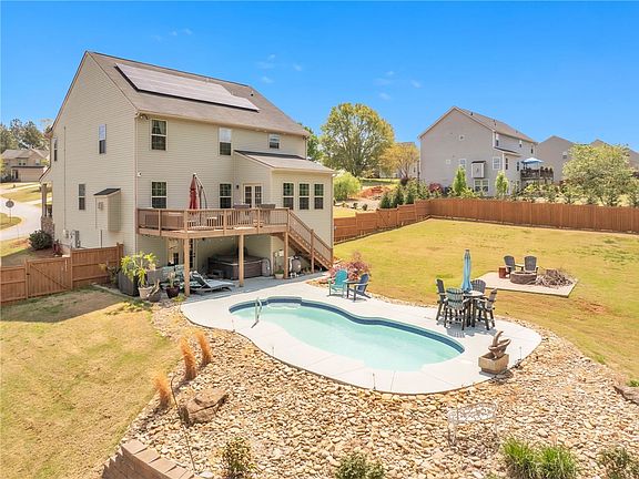 2nd image of 109 Smith Farm Way