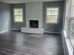 2232 Granada Ave, Long Beach, CA 90815