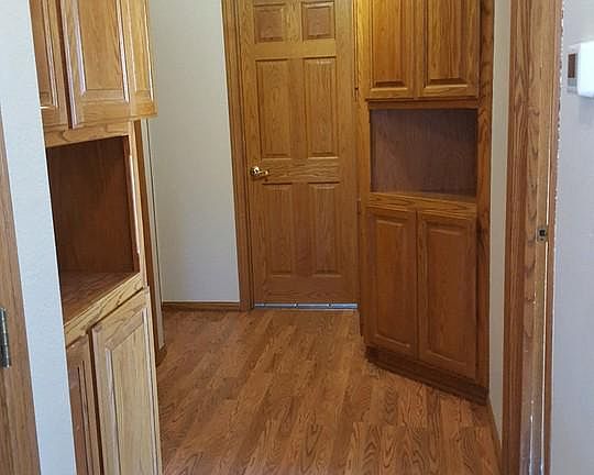 4th image of 7051 Yosemite Ave