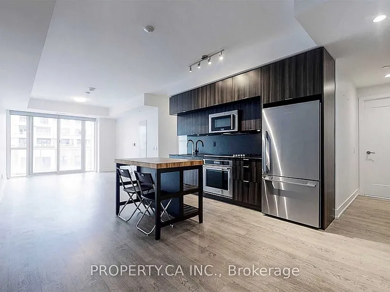 80 Vanauley St #315 — Photo 8