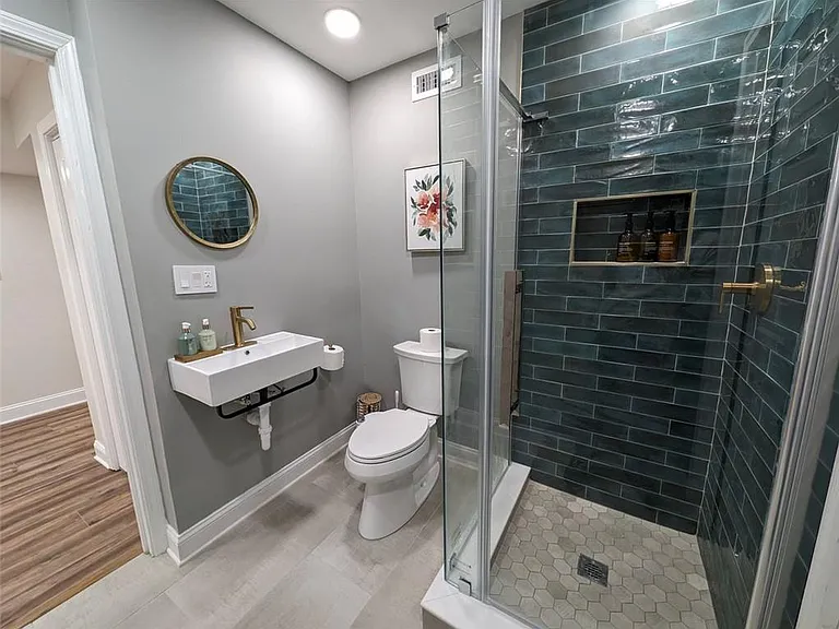 1303 Colony Dr — Photo 31