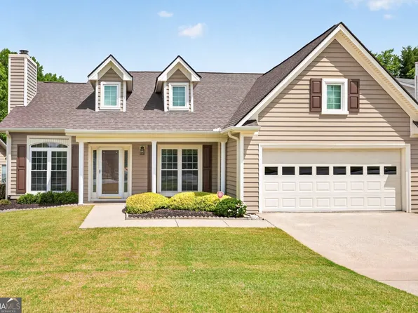 715 Chatham Park Dr, Lawrenceville, GA 30046