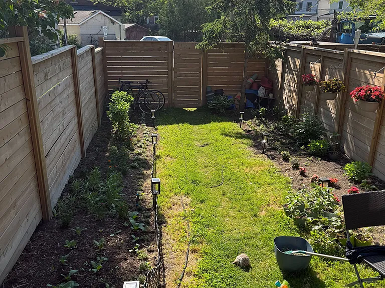 43 Kingston Rd — Photo 22