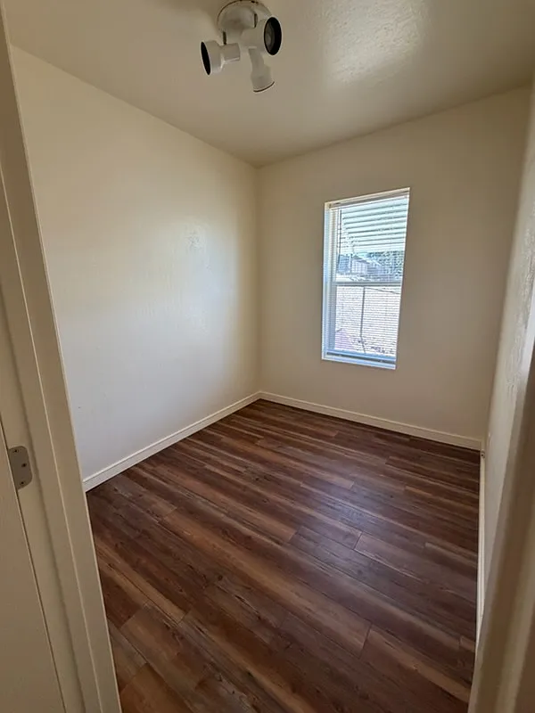 2 bed, 600 sqft, $1,075 — Photo 4