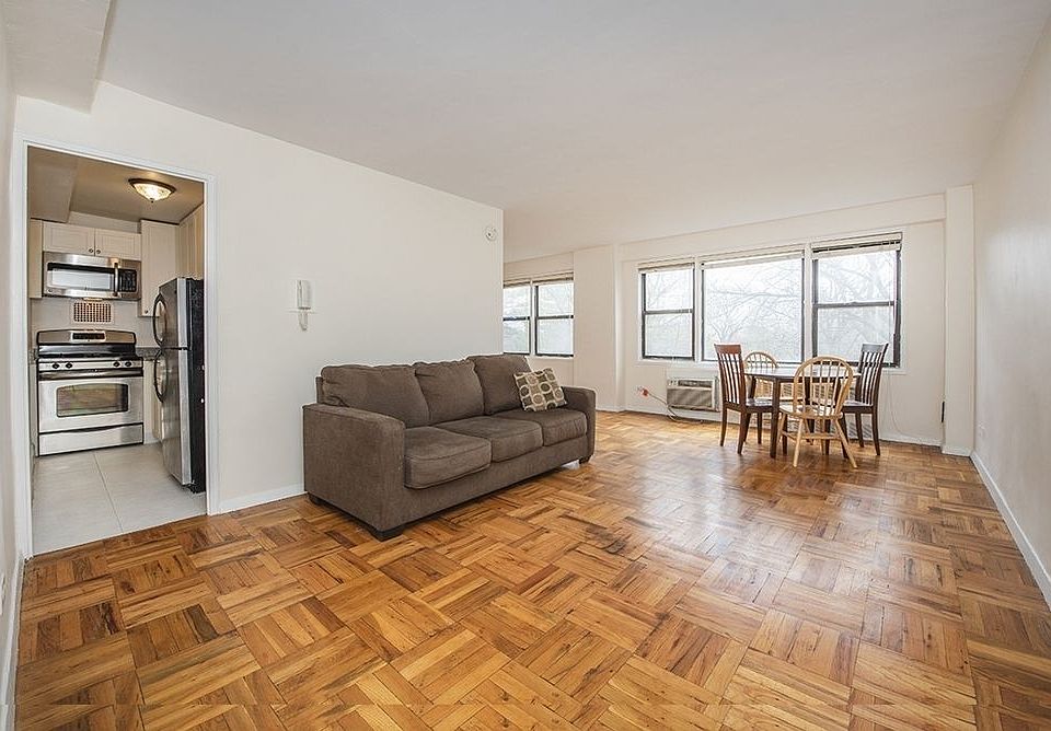1st image of 12340 83rd Ave APT 6A