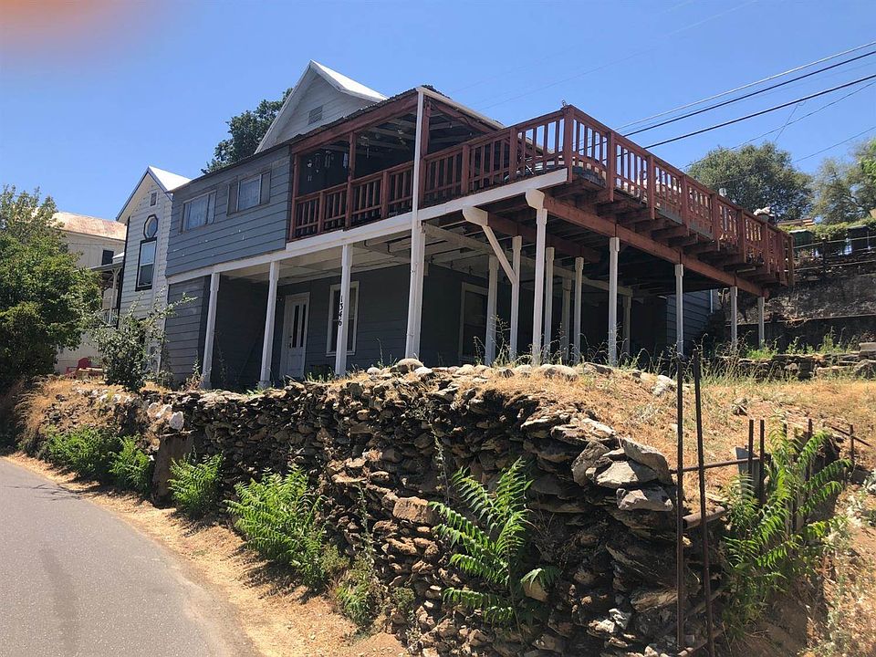 1st image of 1346 Finnegan Ln