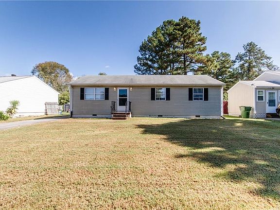 3rd image of 379 Red Oak Dr