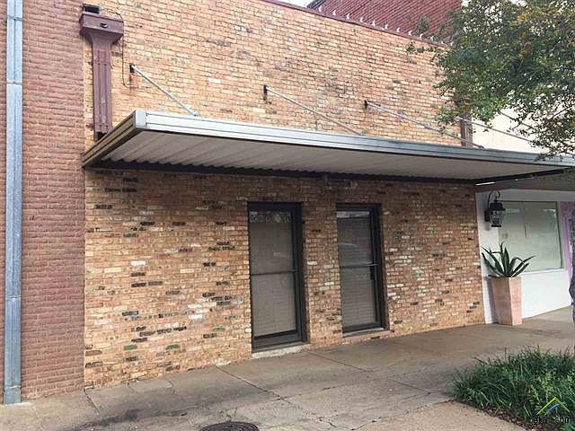1st image of 212 S Main St