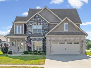537 Bowden Dr, Clarksville, TN 37043