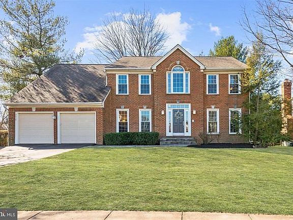 2nd image of 2659 Meadow Hall Dr