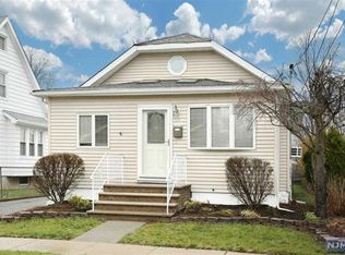 24 Pellington St, Wanaque, NJ 07465