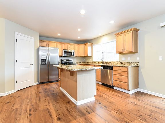 4th image of 17017 119th Avenue Ct E