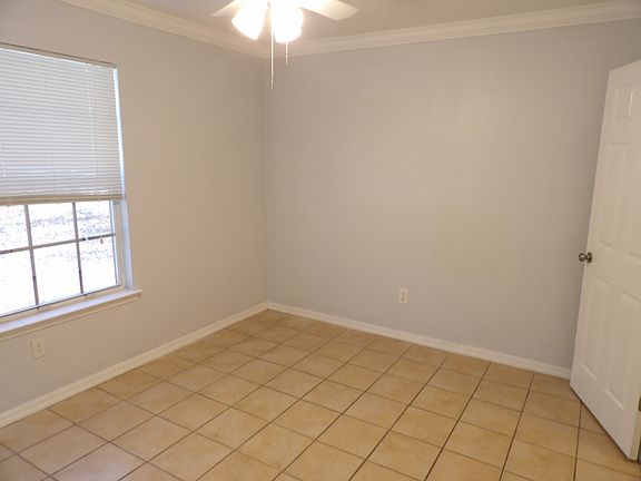 5th image of 4402 NW 15th Ter