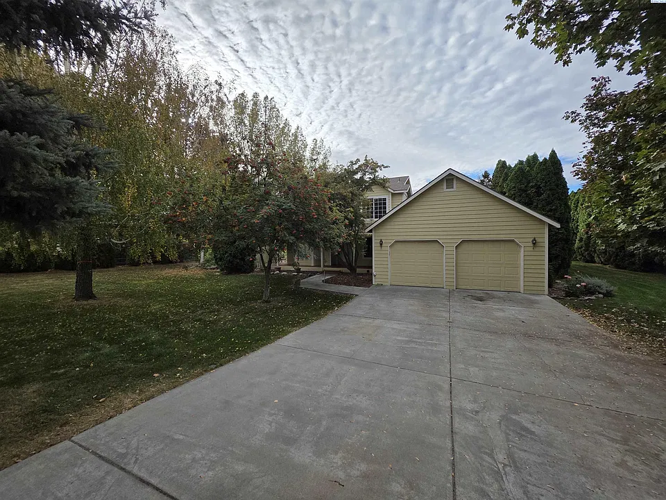4501 Mallet St