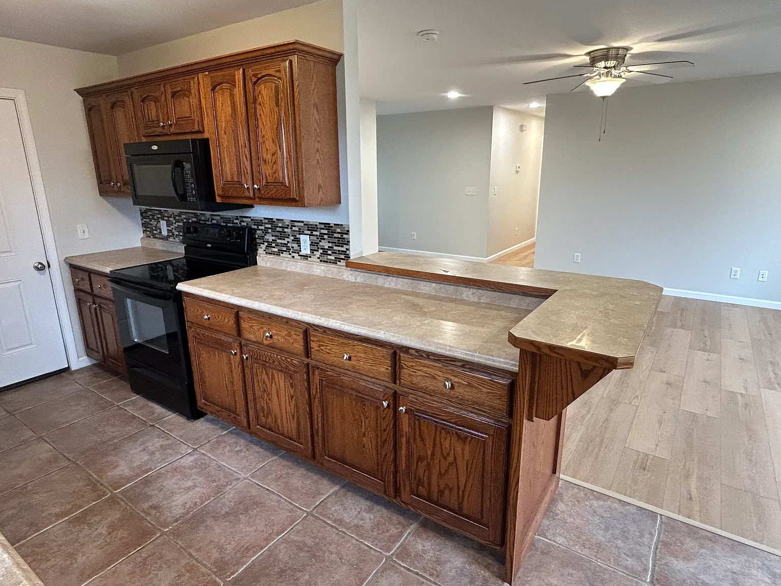 171 Deer Run Dr — Photo 3