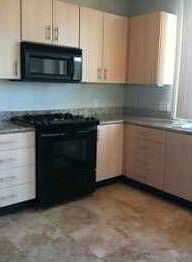 1st image of 500 3rd Ave