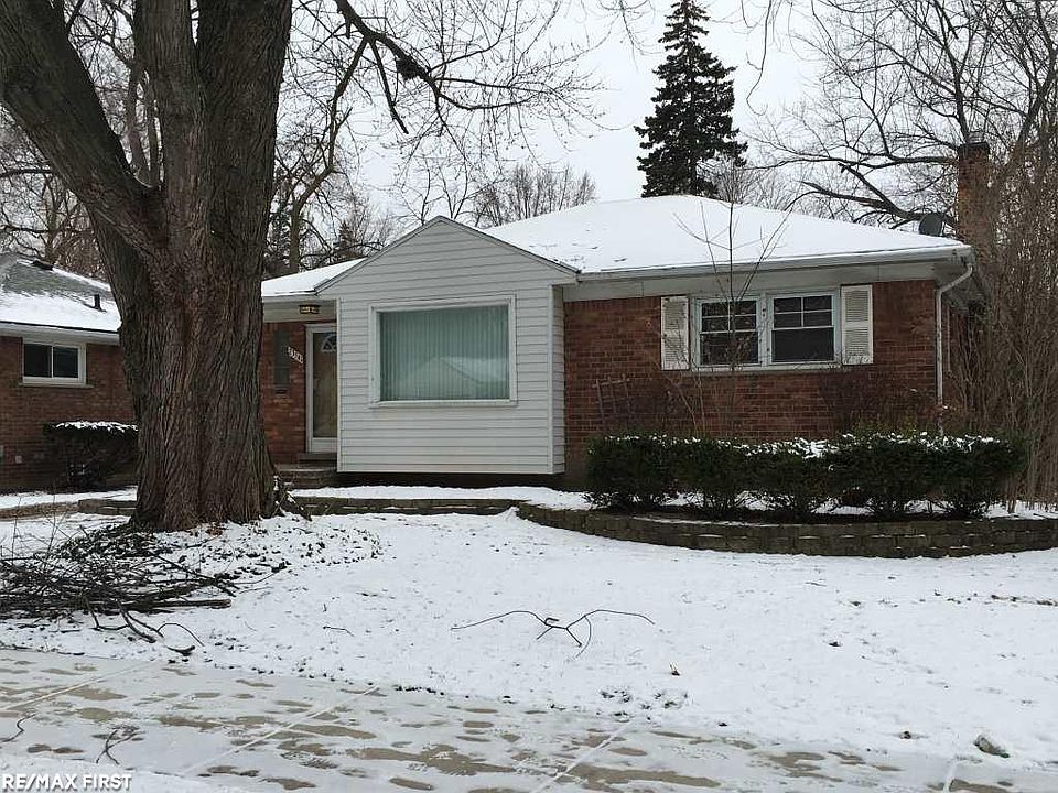 1st image of 23541 Meadowlark St