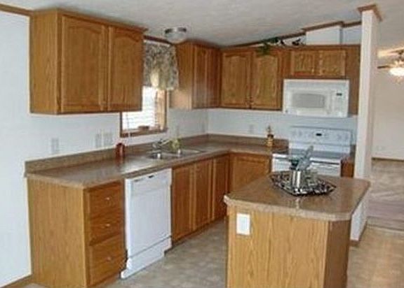 3rd image of 363 Pin Oak Cir
