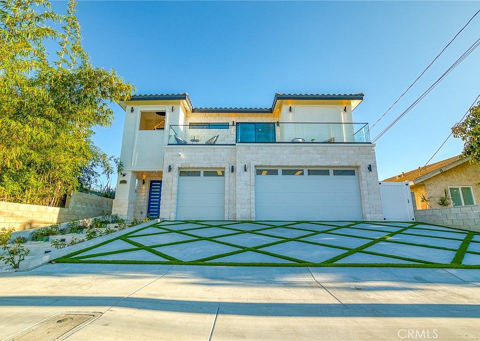 1st image of 10322 Avenida Cinco De Mayo