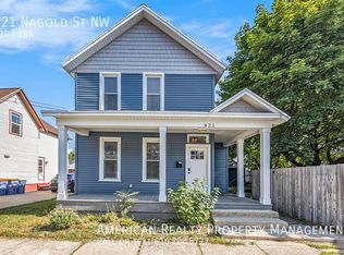 821 Nagold St NW, Grand Rapids, MI 49504