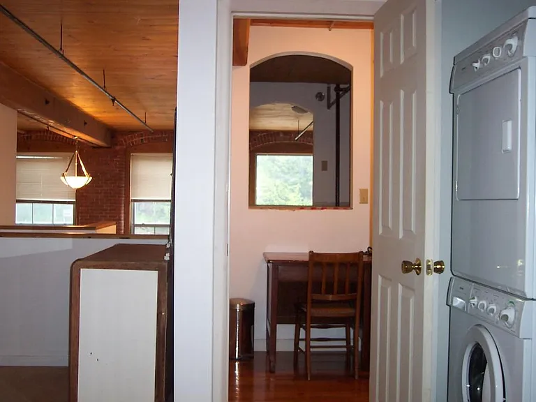 125 Main St #14 — Photo 8