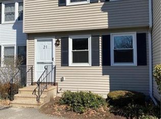 21 Allspice Ln #21, Glastonbury, CT 06033