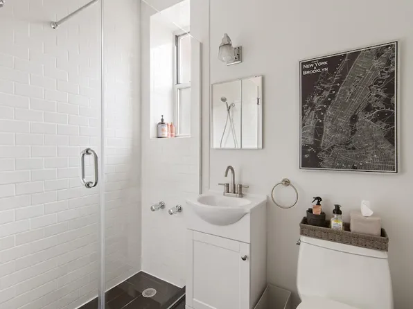 320 West 84th Street 6B image 3 of 6