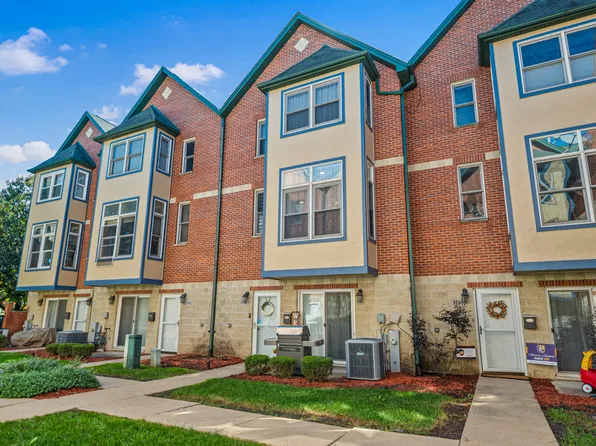 3738 Forest Ave, Brookfield, IL 60513
