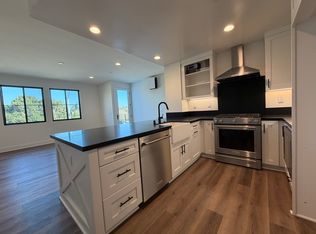 1107 Catania Ct #201, Encinitas, CA 92024