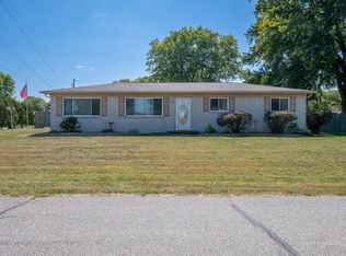 7114 S Midland Ave, Columbus, IN 47201