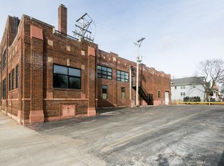 4300 W Montrose Ave #1, Chicago, IL 60641