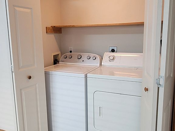 4th image of 630 Paine St APT 5