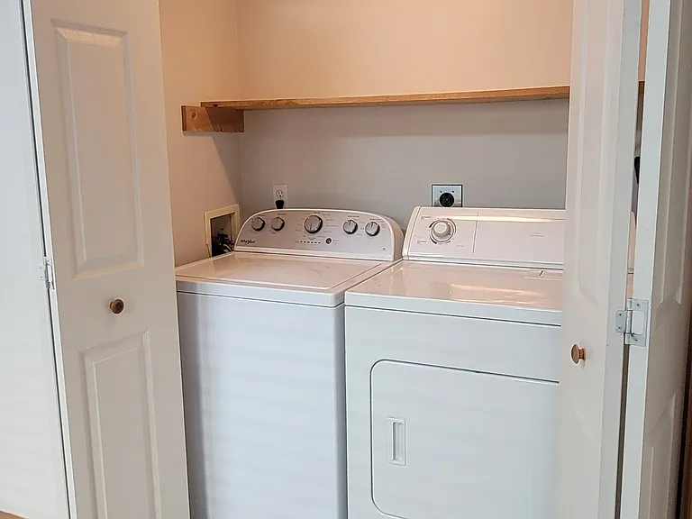 630 Paine St #5 — Photo 4
