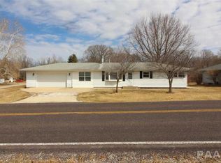 22470 Veterans Rd, Morton, IL 61550