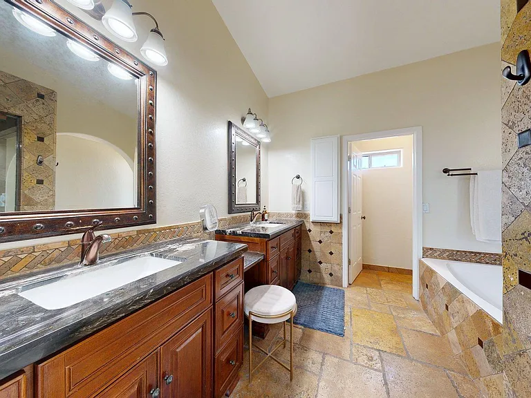 14818 N 18th Pl — Photo 32