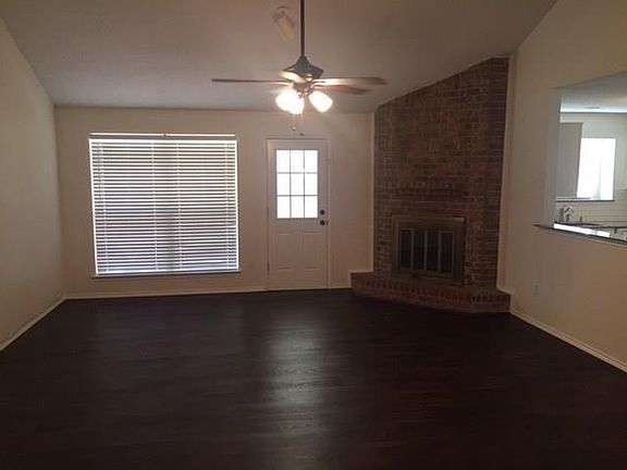 2nd image of 2637 Fairmont Dr