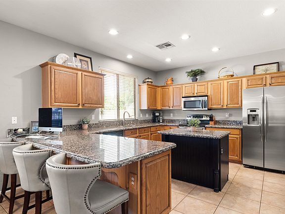 3rd image of 1742 S Los Altos Dr