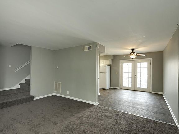 3rd image of 601 McPherson Ct S