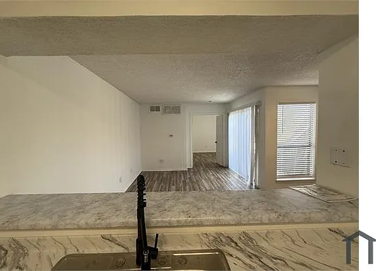9813 Walnut St #302 — Photo 2