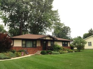 179 N Fulton St, Clinton, IN 47842