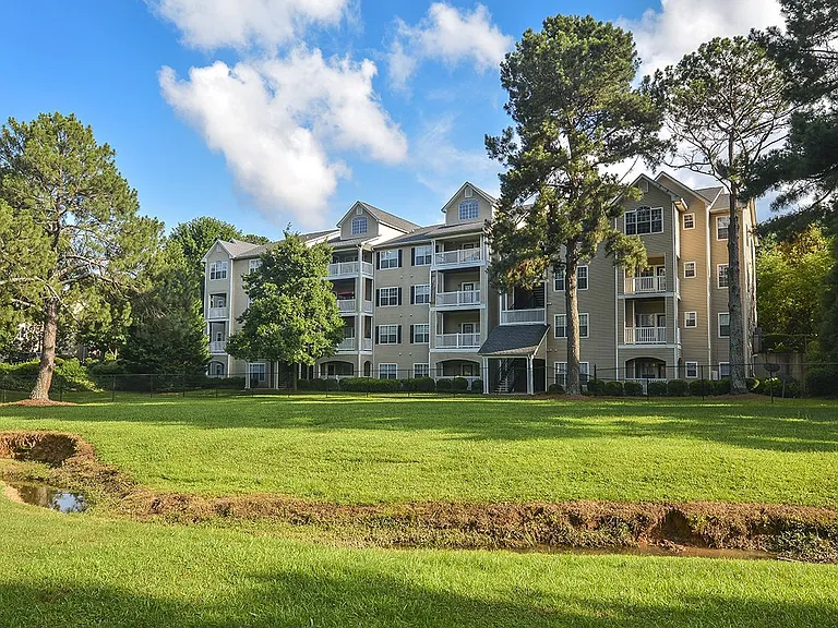 Walden Brook Apartments — Photo 22