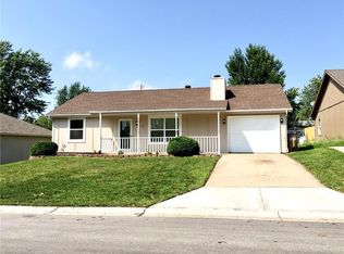110 E Pacific Dr, Belton, MO 64012