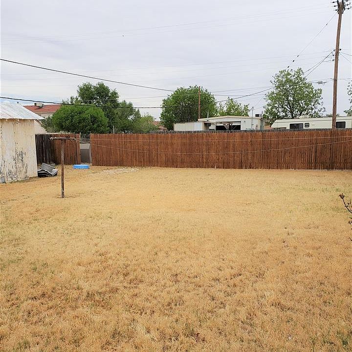 2nd image of 1104 W Chisum Ave