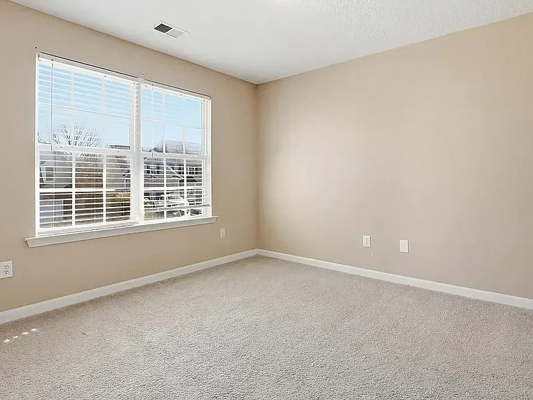 217 Sandy Ln — Photo 14