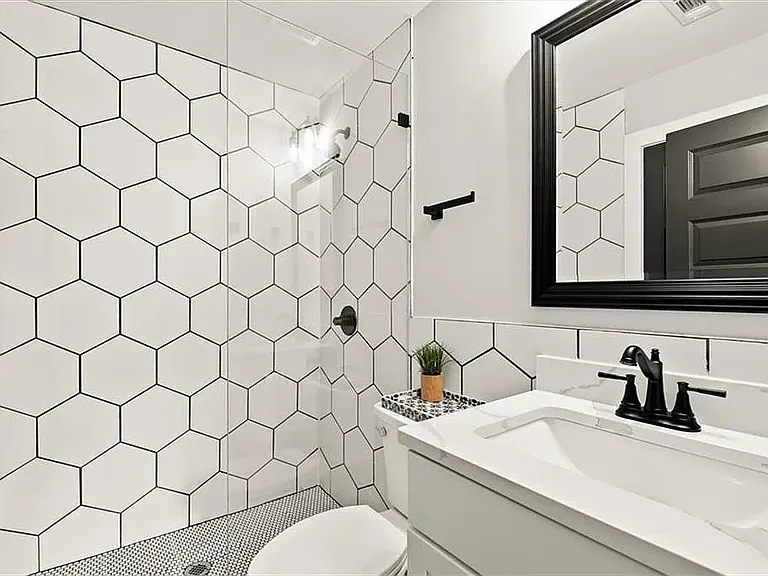 2145 Park Ter — Photo 29
