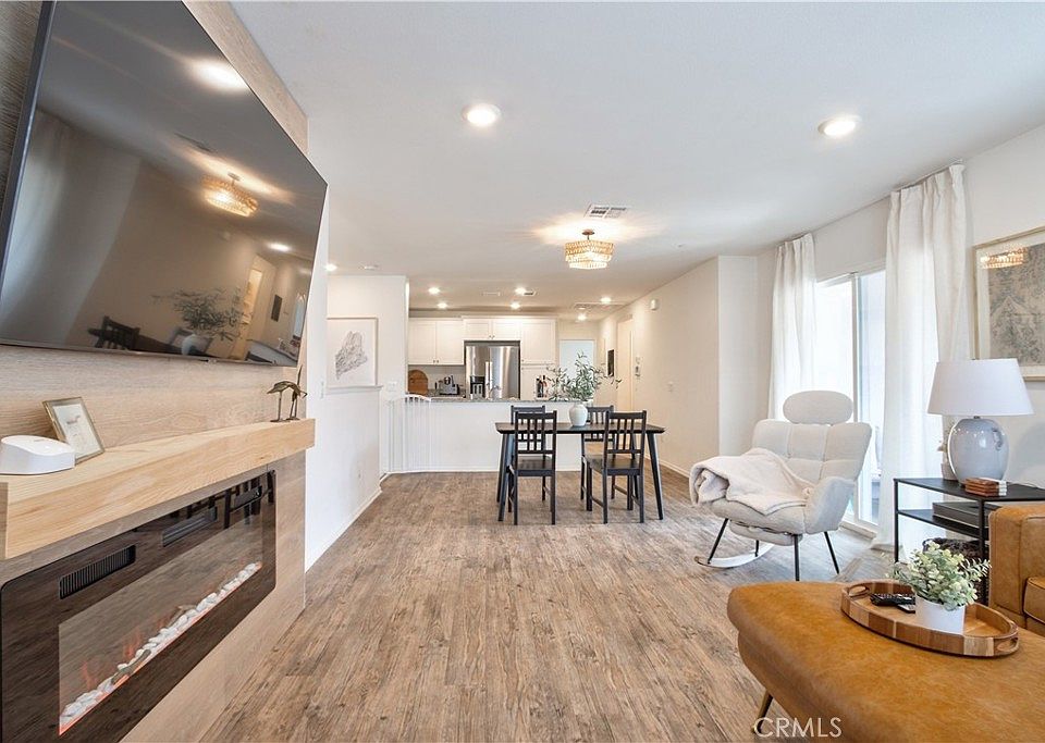 1st image of 28397 Partridge Way #1001